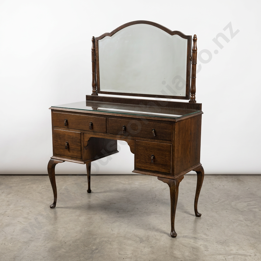 Queen Anne Style Oak Dressing Table w Swing Bevelled Mirror on Cabriole Legs Image 1++
