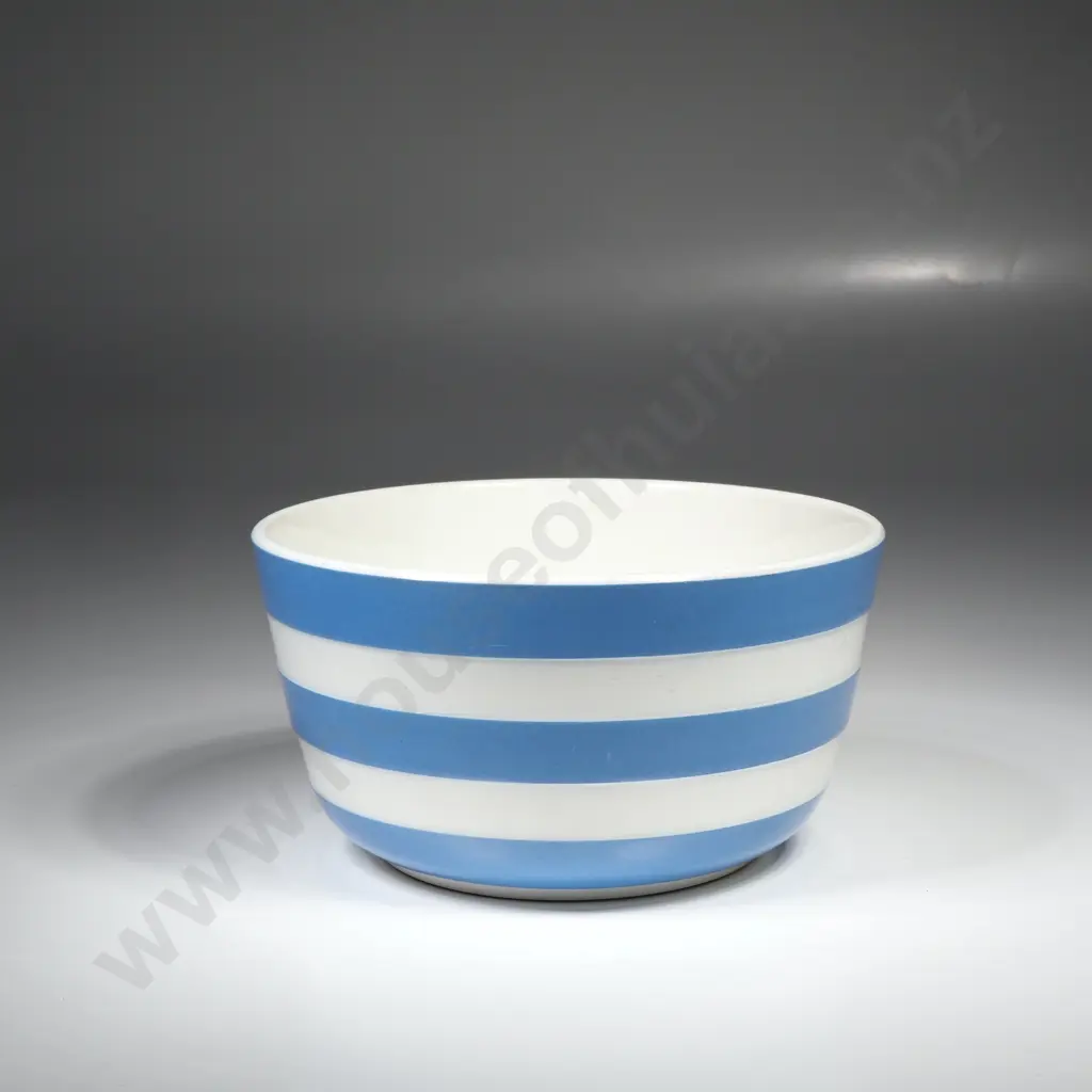 T G Green Vintage Cornishware Sugar Bowl w Green Stamp Image 1++