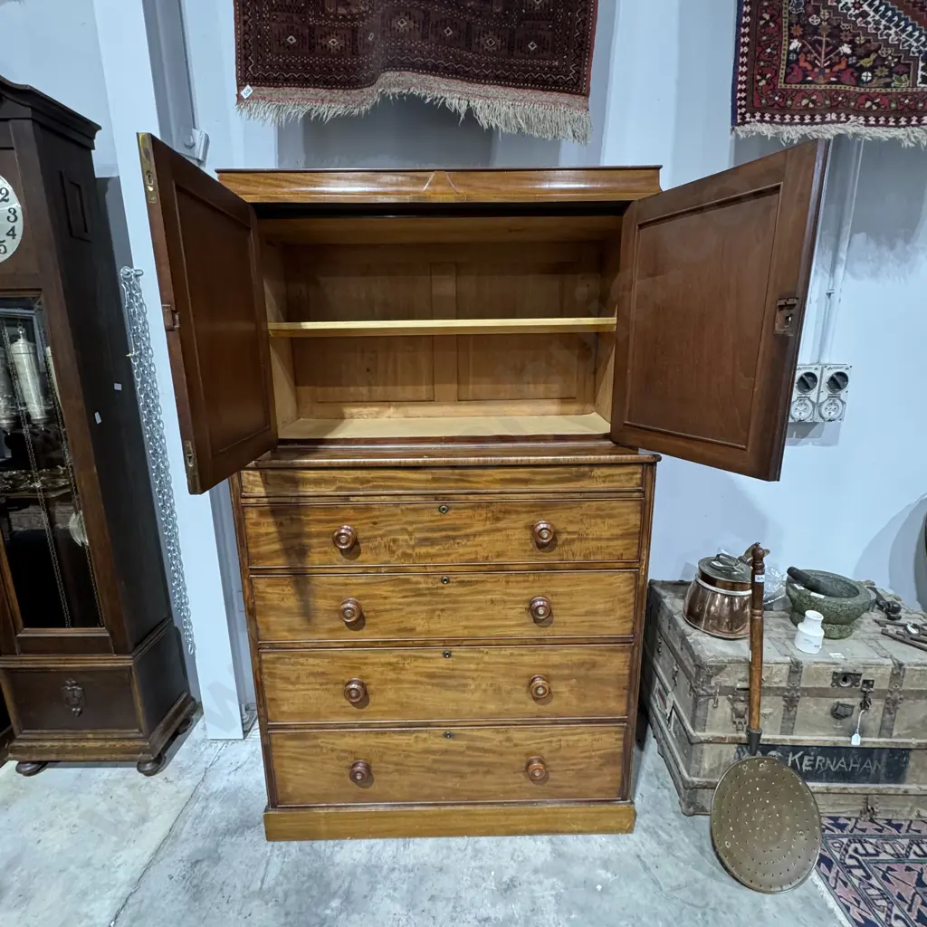 Antique 19th Century Mahogany Linen Press, the Upper Section w Framed & Panelled Doors & Below w Four Long Drawers Image 1++