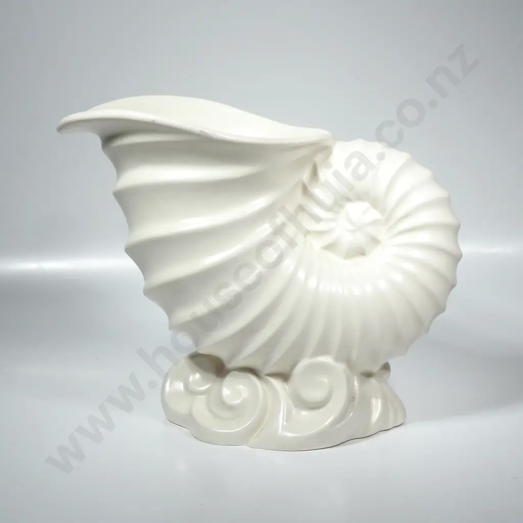 Vintage Beswick Cream Shell Shaped Vase / Jug No. 1186 Image 1++