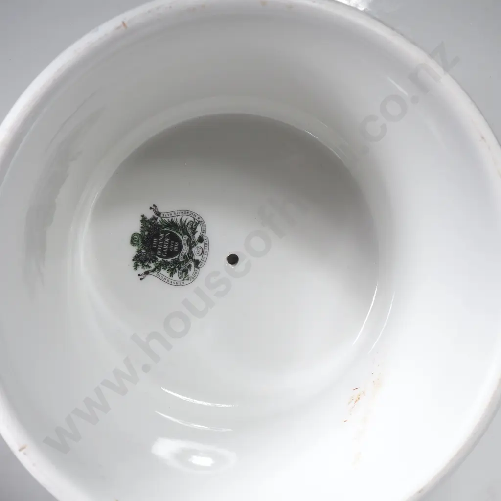 Large Portmeirion Botanic Garden Footed Bowl In the Dog Rose Pattern Image 1++