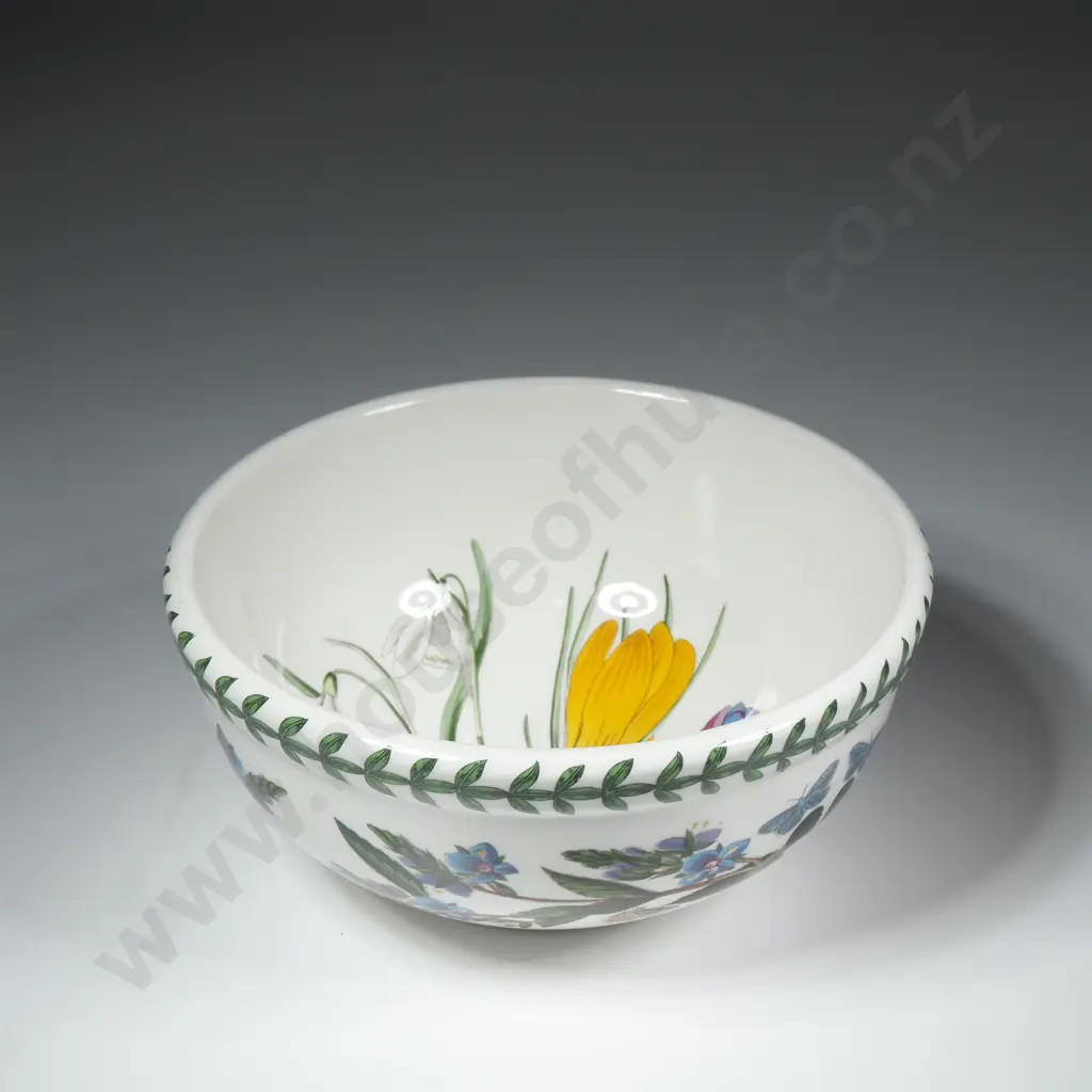 Portmeirion Small Bowl in the Snow Drop & Speedwell Pattern Image 1++