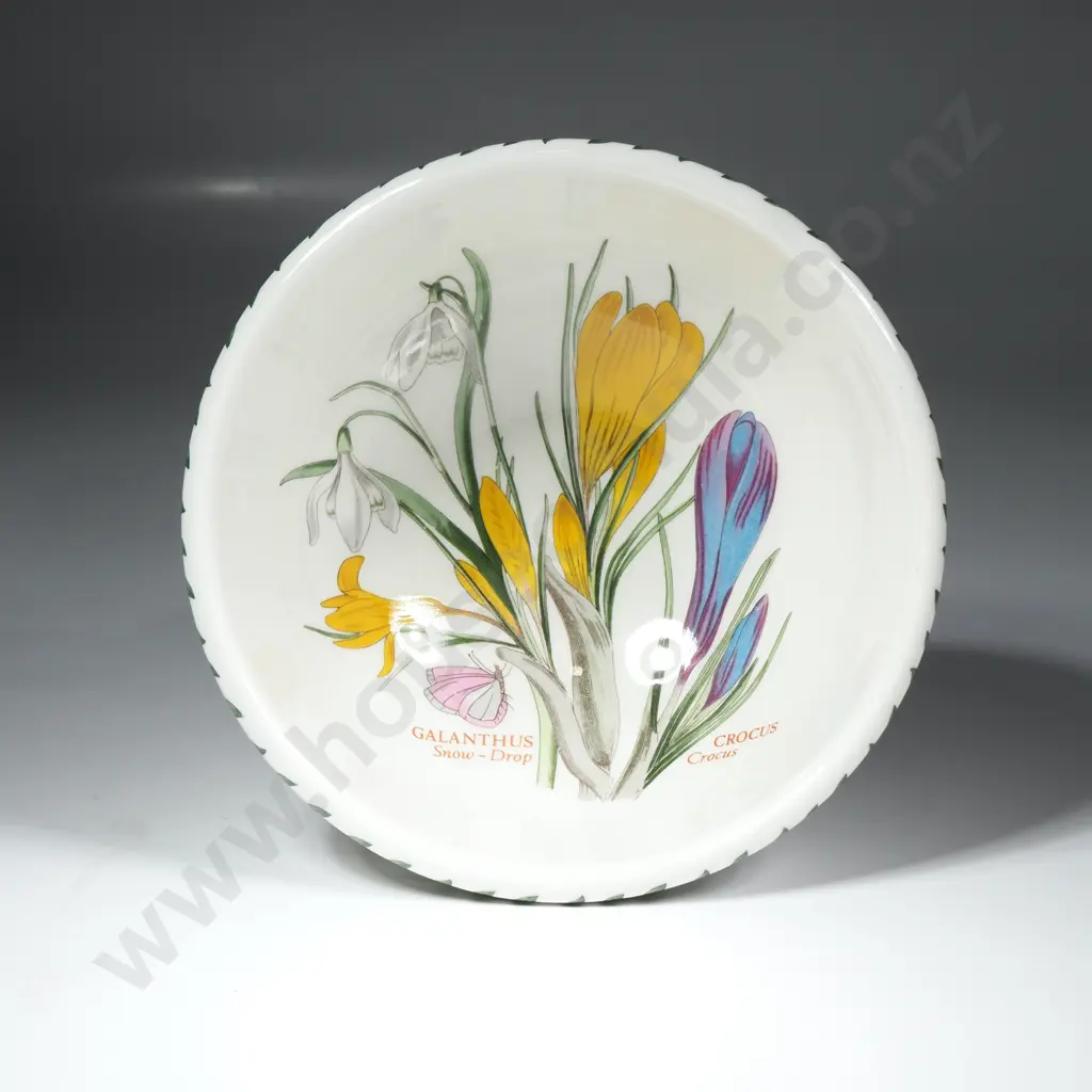 Portmeirion Small Bowl in the Snow Drop & Speedwell Pattern Image 1++