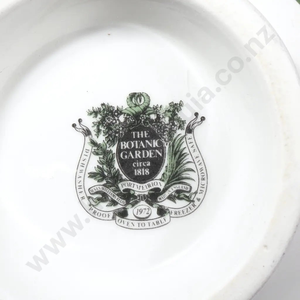 Portmeirion Botanical Garden Pitcher in the Christmas Rose Pattern Image 1++