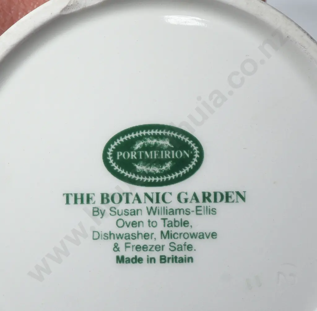 Three Bell Shaped Portmeirion Botanic Garden Breakfast Mugs in the Daisy & Box-Leaved Milkwort Pattern Image 1++