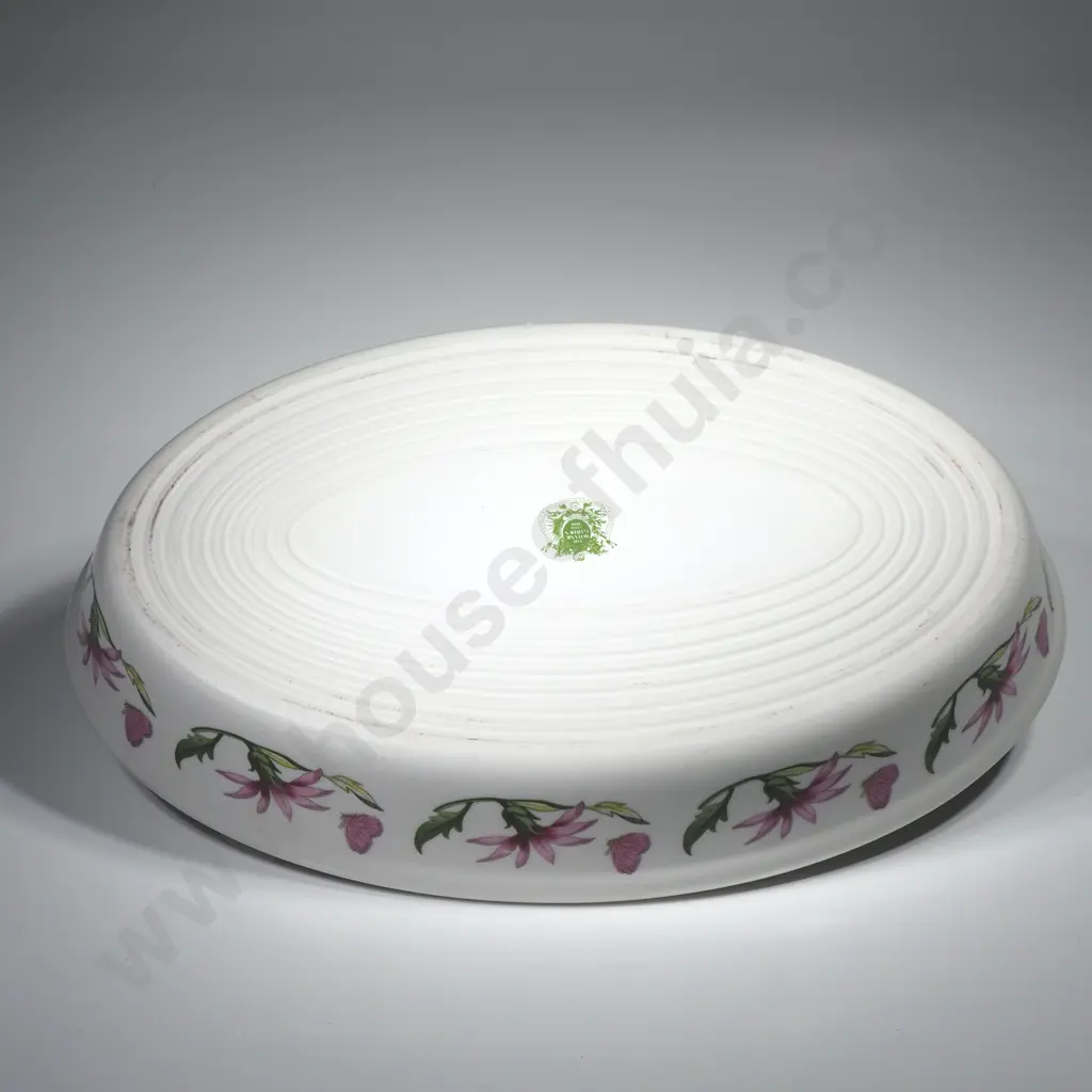 Portmeirion Botanic Garden Oval Serving Dish in the Honeysuckle Pattern Image 1++