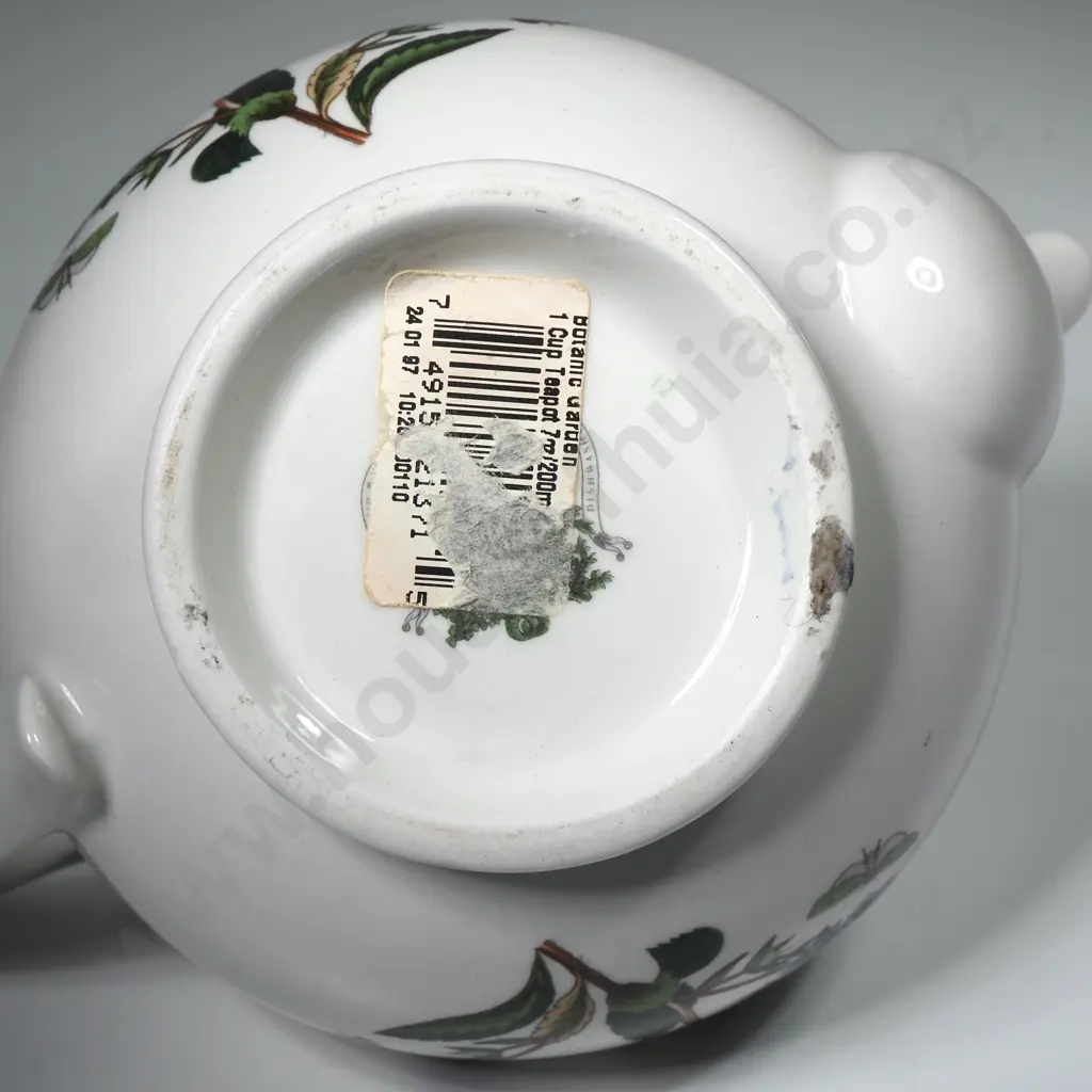 Portmeirion Botanic Garden Individual (one Cup) Teapot & Lid in the Speedwell Pattern Image 1++