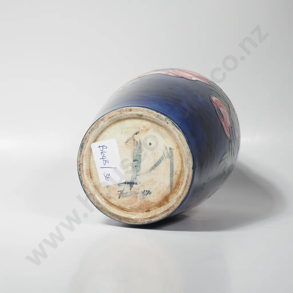 Walter Moorcroft Art Pottery Baluster Shape Vase in the Anemone Pattern w Tubelined Decoration on Cobalt Blue Ground Image 1++