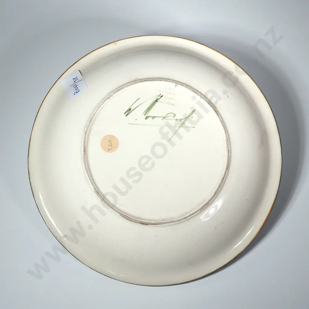 William Moorcroft Pottery Dish in the Tubelined Spanish Pattern w Green to Dark Shaded Ground, Green Signature to Base Image 1++