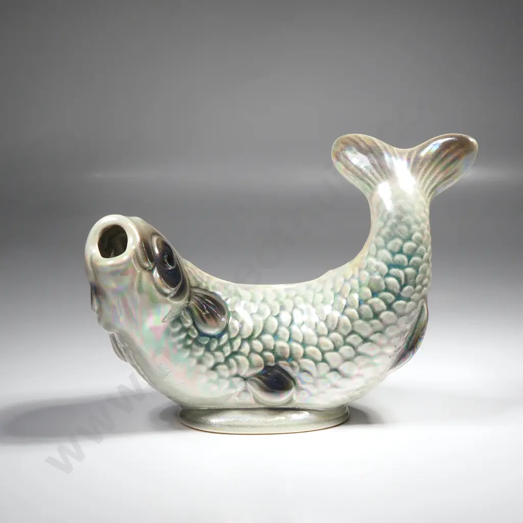 Opalescent Porcelain Fish Vase Image 1++