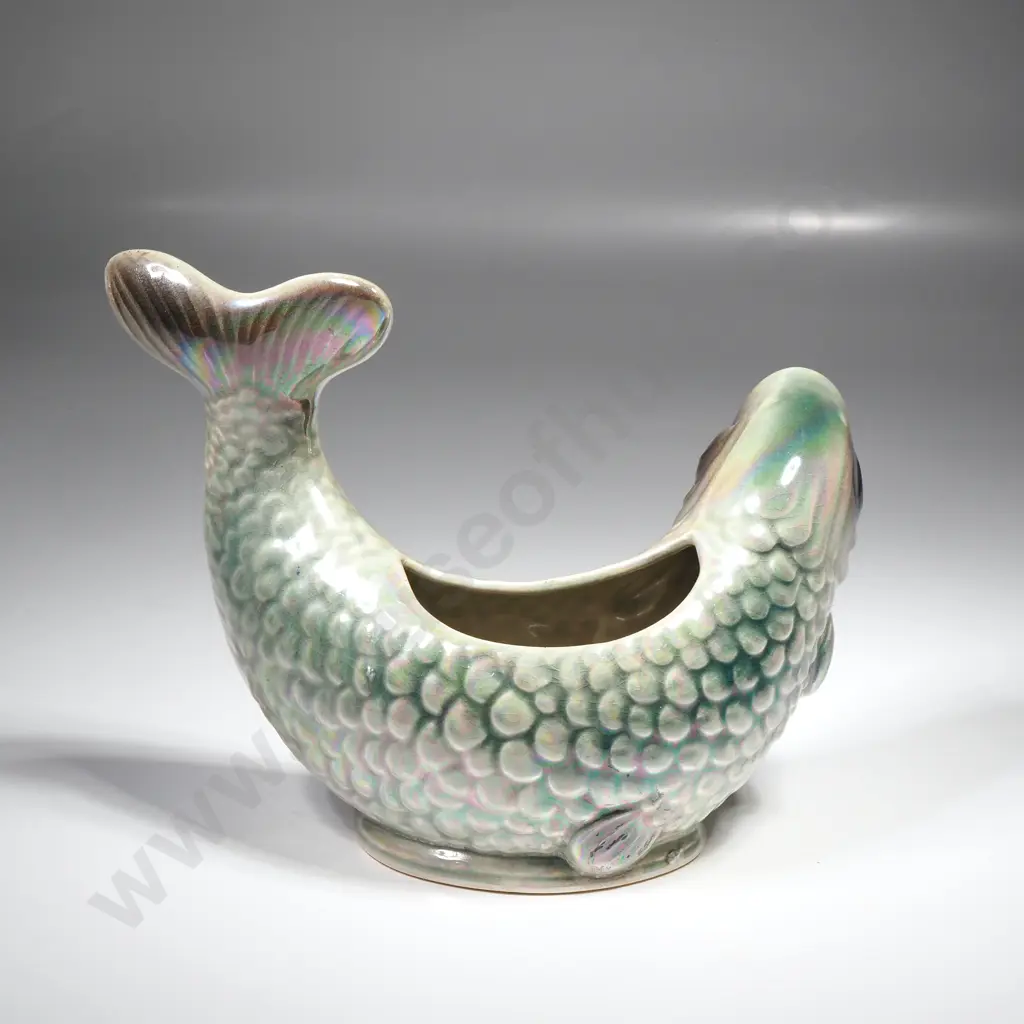 Opalescent Porcelain Fish Vase Image 1++