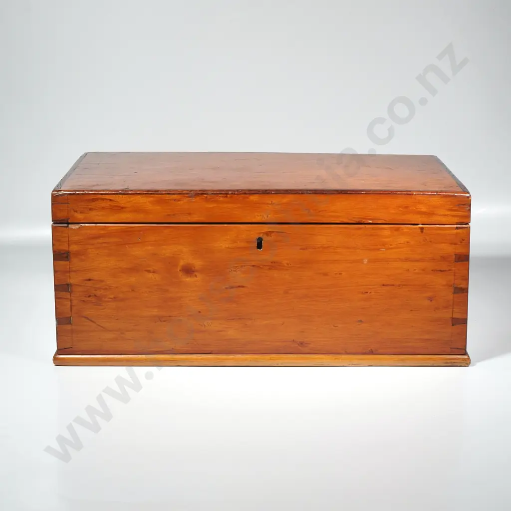 Quality Colonial Mottled Kauri Deeds Box, Hand Dovetailed & Crossbanded Image 1++
