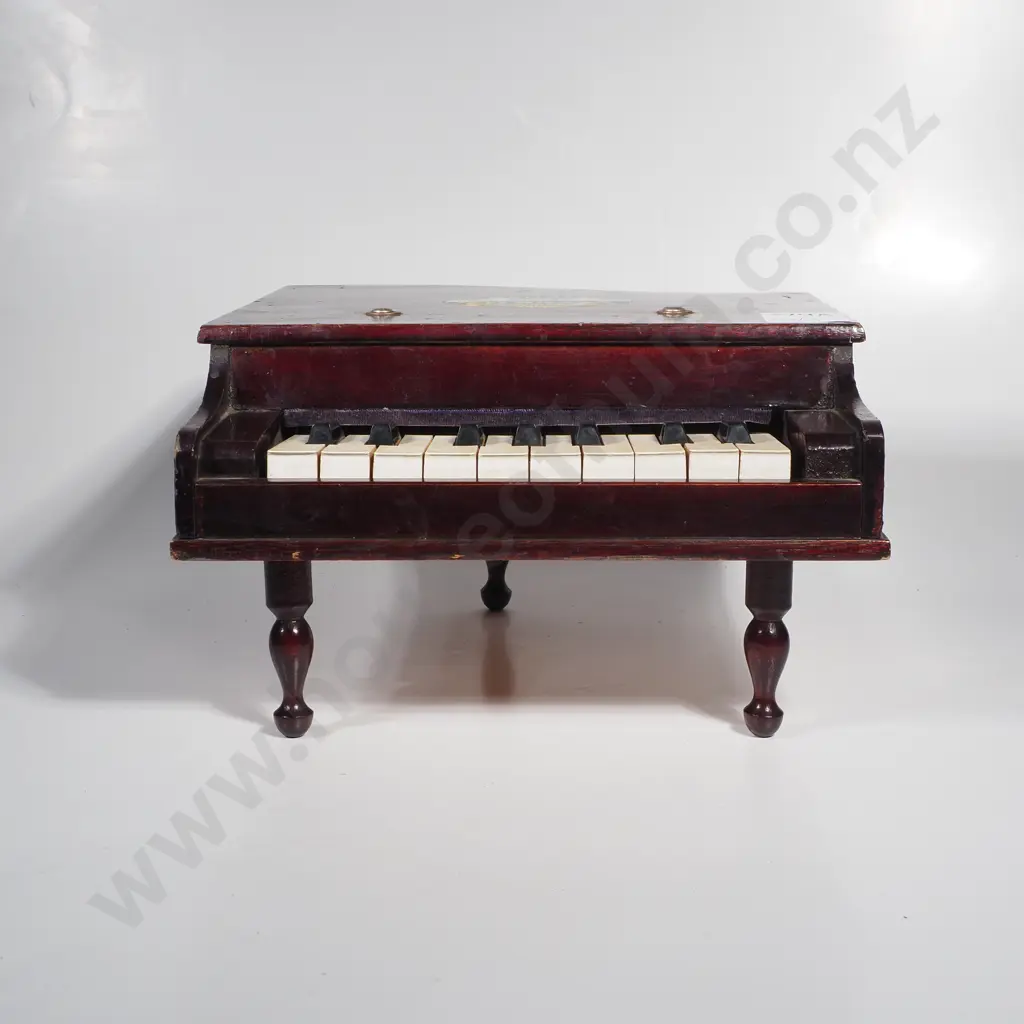 'Canary Grand Piano' Wooden Toy Image 1++