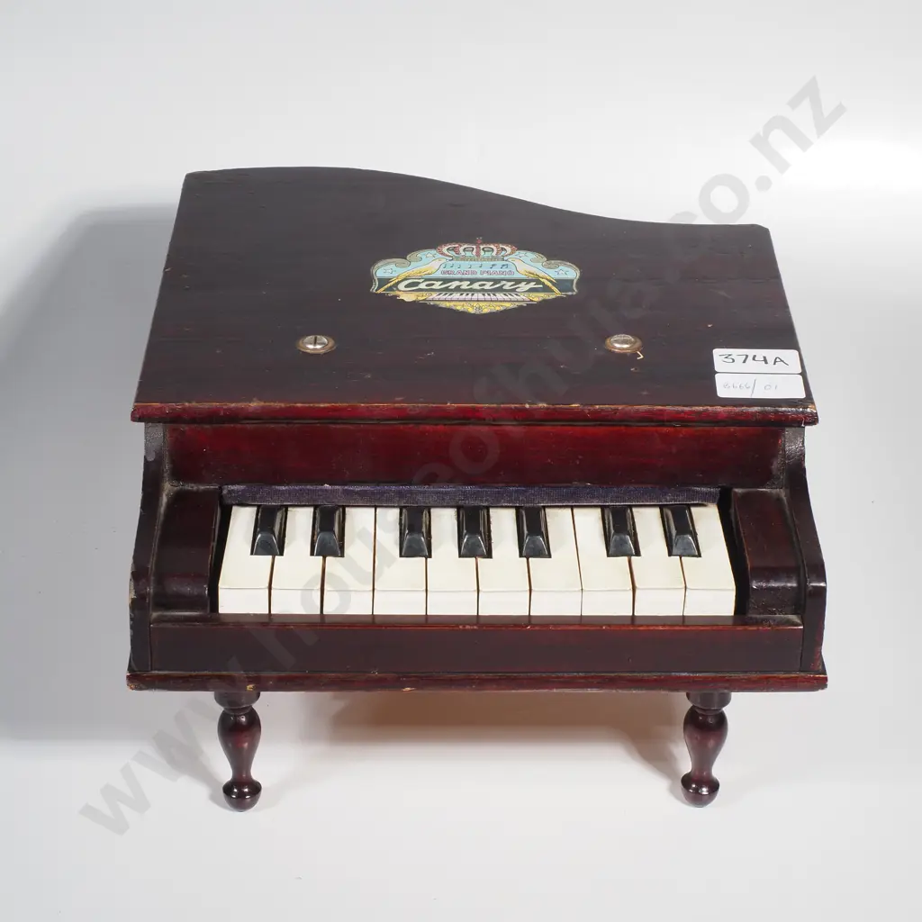 'Canary Grand Piano' Wooden Toy Image 1++
