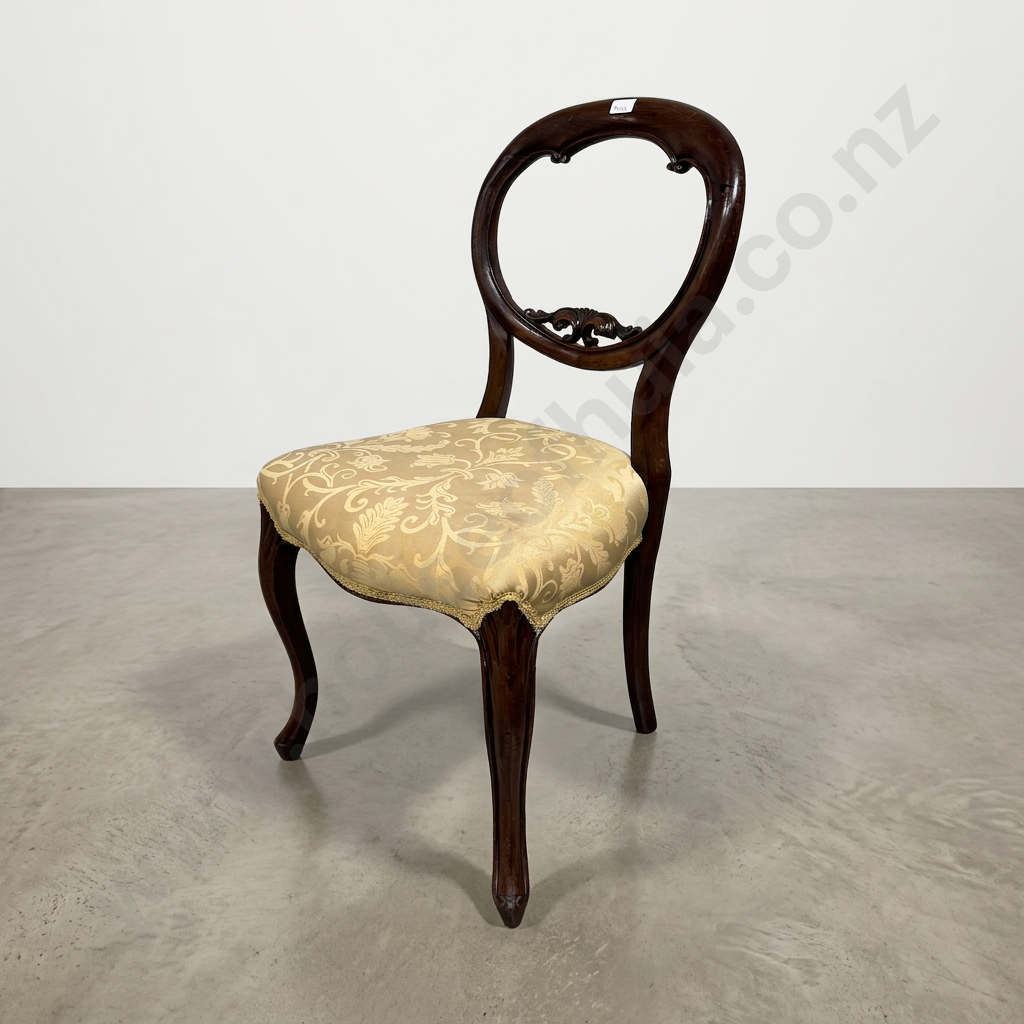 Victorian Balloon Back Dining Chair w Upholstered Seat on Cabriole Legs w Scroll Carved Back Splat Image 1++