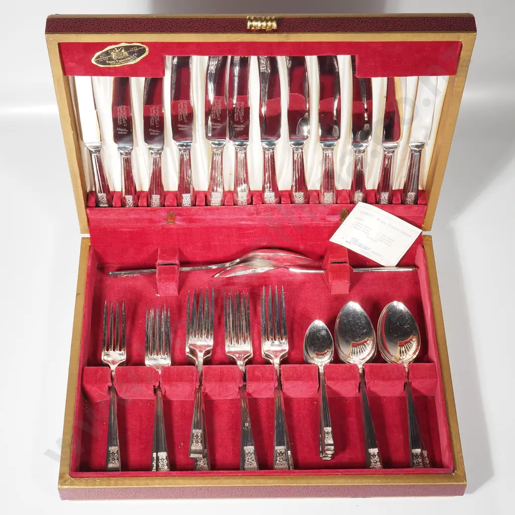 Silver Plated 38 Piece Cutlery Set by Pedigree Plate in Original Box Image 1++