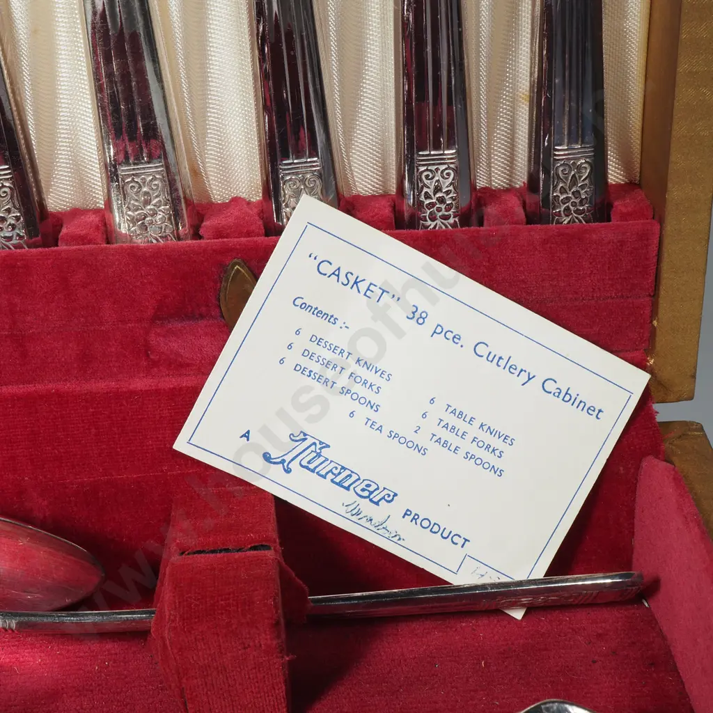 Silver Plated 38 Piece Cutlery Set by Pedigree Plate in Original Box Image 1++