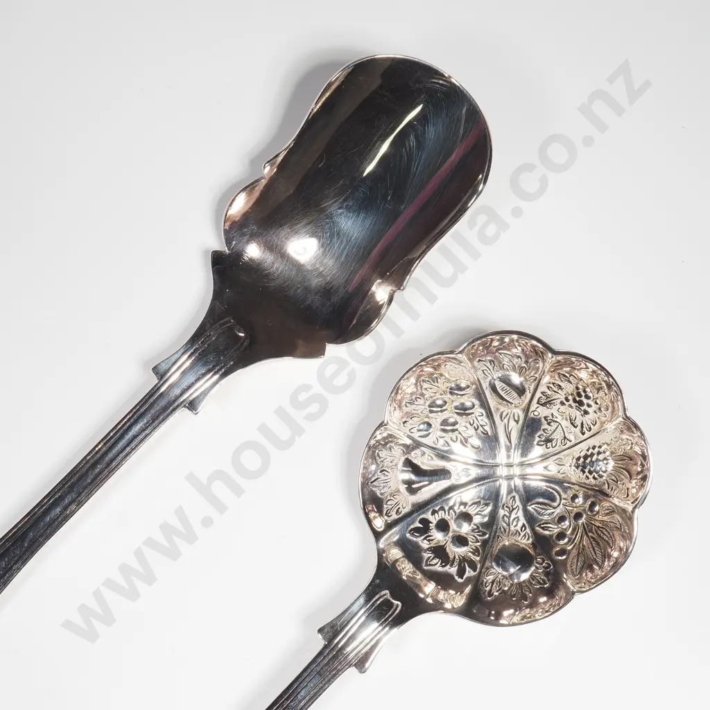 Two Boxed Silver Plated Kings Pattern Spoons - One a Berry Spoon w Ornate Berry Pattern Bowl & the other a Stilton Scoop Image 1++