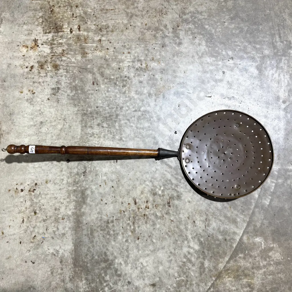 Vintage Large Copper & Wooden Handled Roaster Image 1++