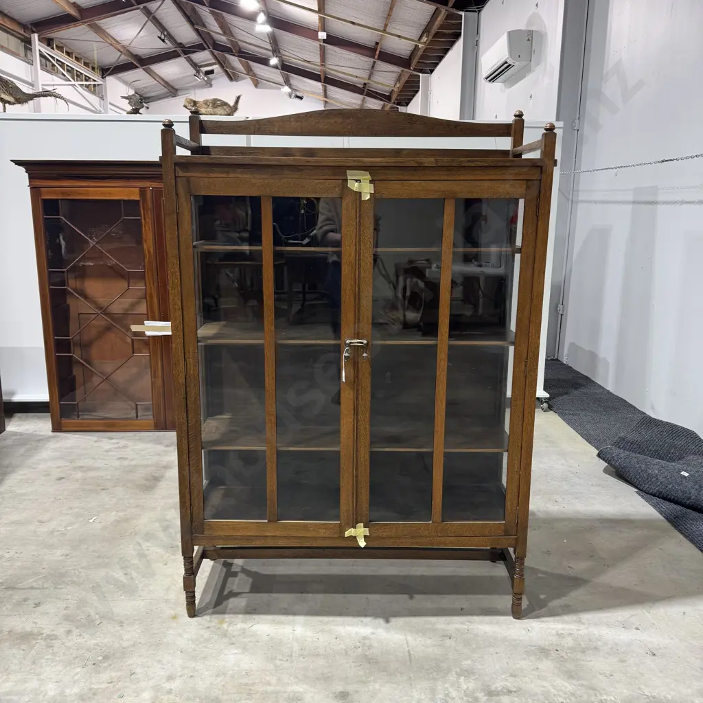 Arts & Crafts Glazed Oak Two Panes Door Display/Bookcase Cabinet On Turned Legs Image 1++