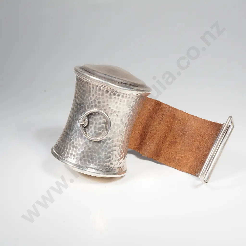 Sterling silver and leather razor strop, HM Birmingham 1911 Image 1++