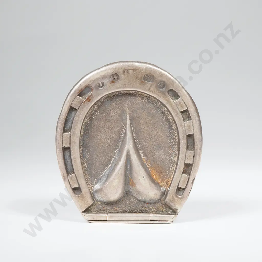 Horseshoe shaped sterling silver wax vesta case, HM Birmingham 1877 Image 1++