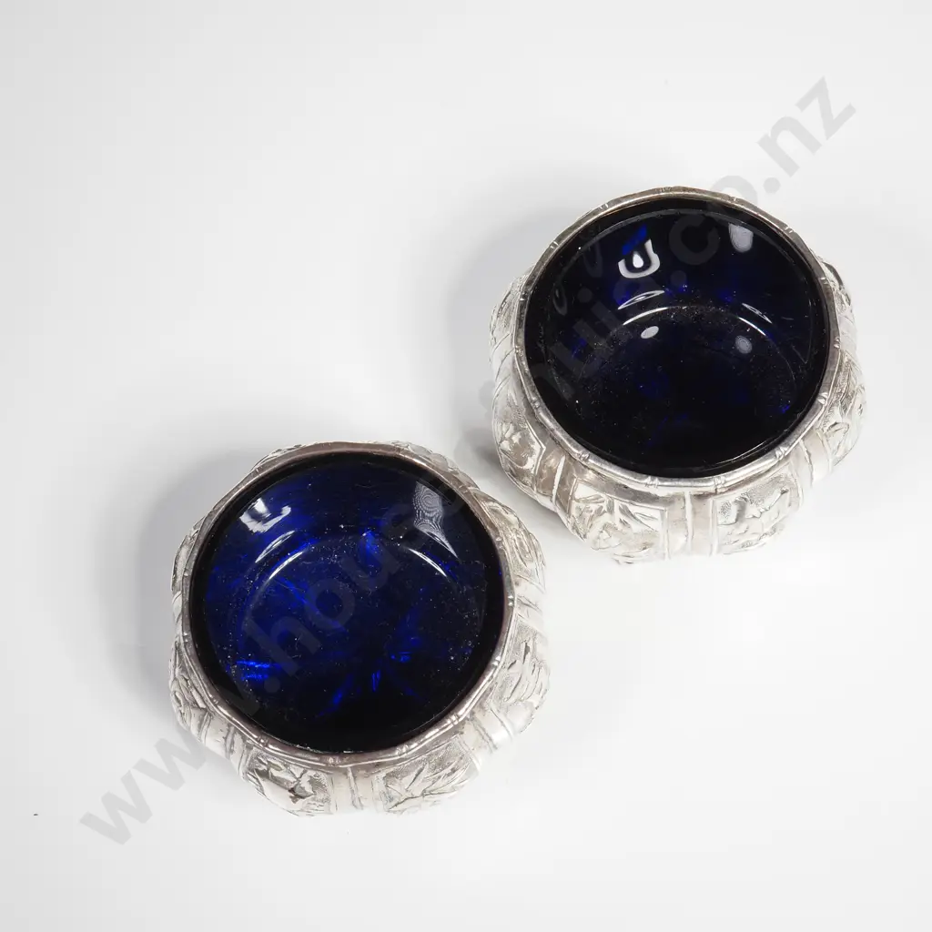 Pair of Sterling Silver Chinese Export Wang Hing Salts w Liners Image 1++