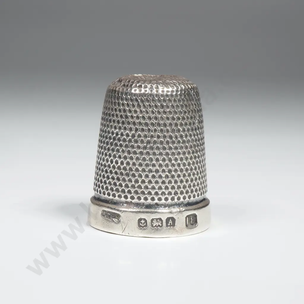 Antique Sterling Silver Thimble Image 1++