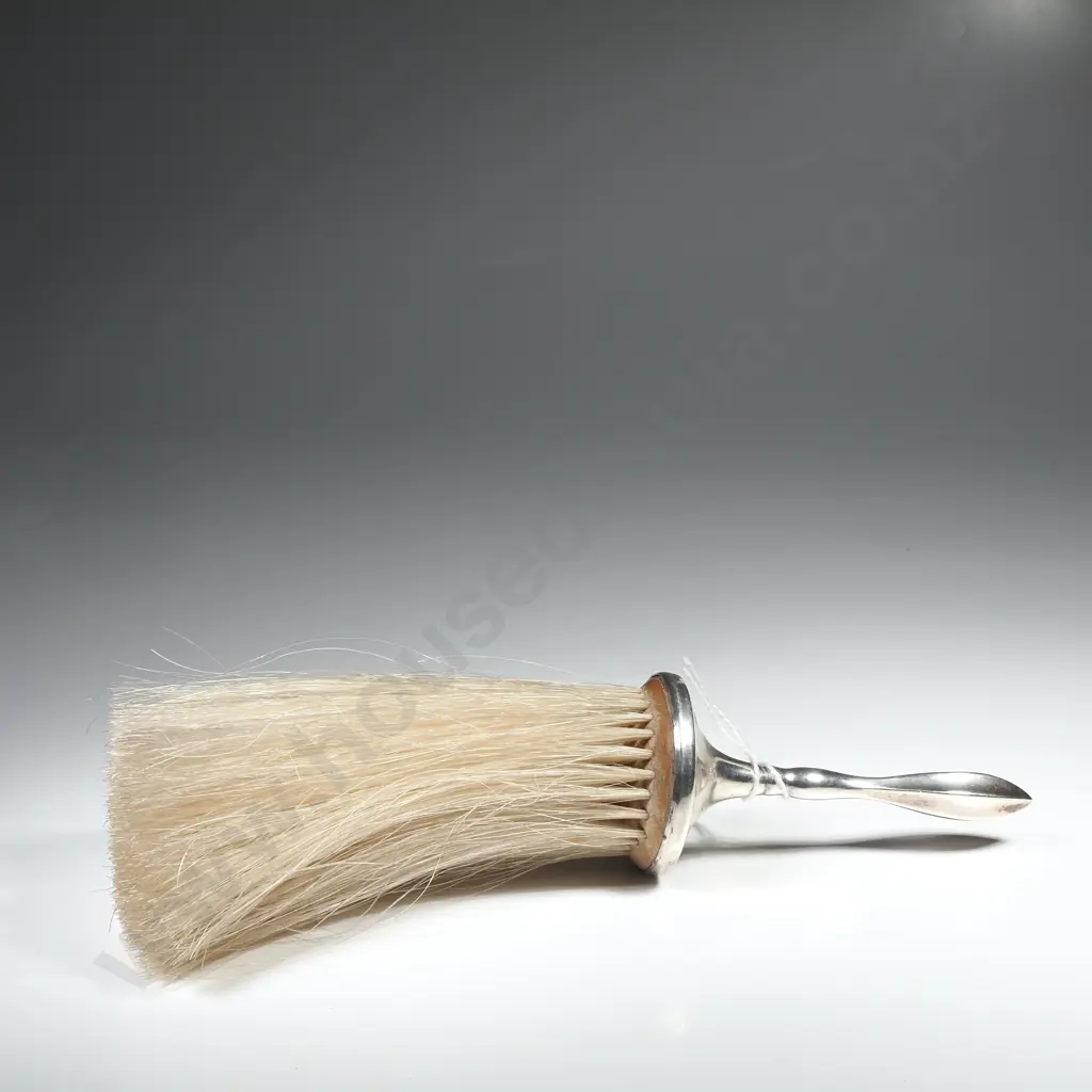 Antique Sterling Silver Handled Top hat / Bonnet Brush - 1916 Image 1++