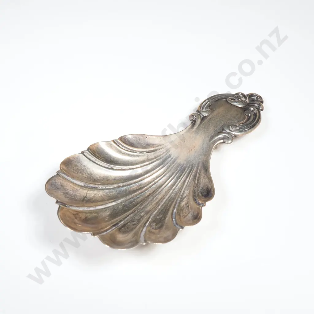 Sterling silver caddy spoon, HM Sheffield 1868 Image 1++