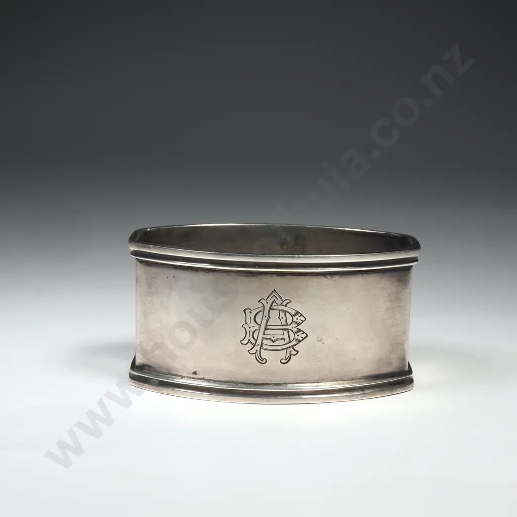 Netherlands 835 Silver Napkin Ring - H.Hooijkaas, 37.2 Grams Image 1++