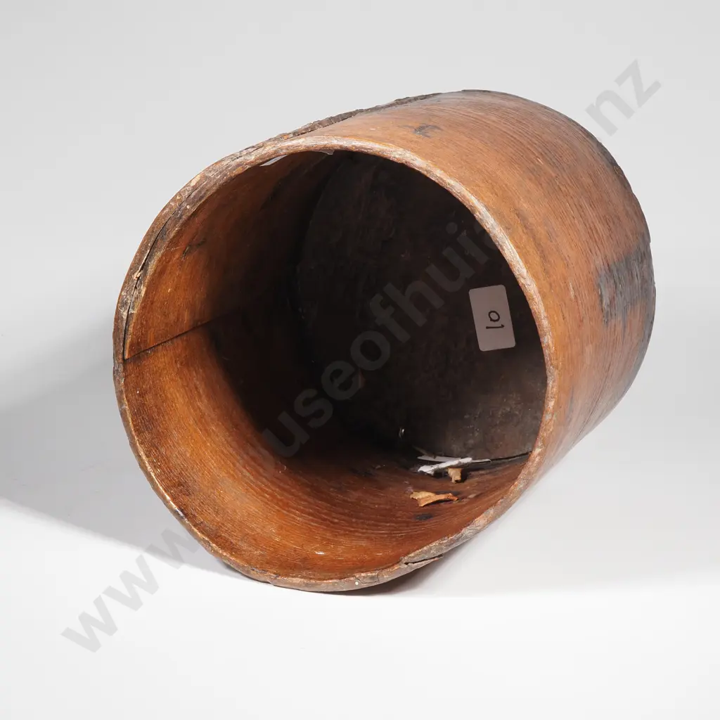 British Bentwood Grain Measure w Overlapping Fingers or Lappers, Verification Stamp G2R & Crown & the Word  'Gallon' Image 1++
