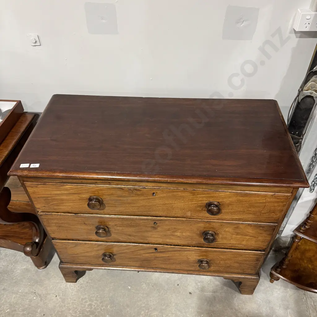 Victorian Mahogany Chest of Three Long Drawers w Wooden Handles, Keyhole Escutcheons on Bracket Feet Image 1++