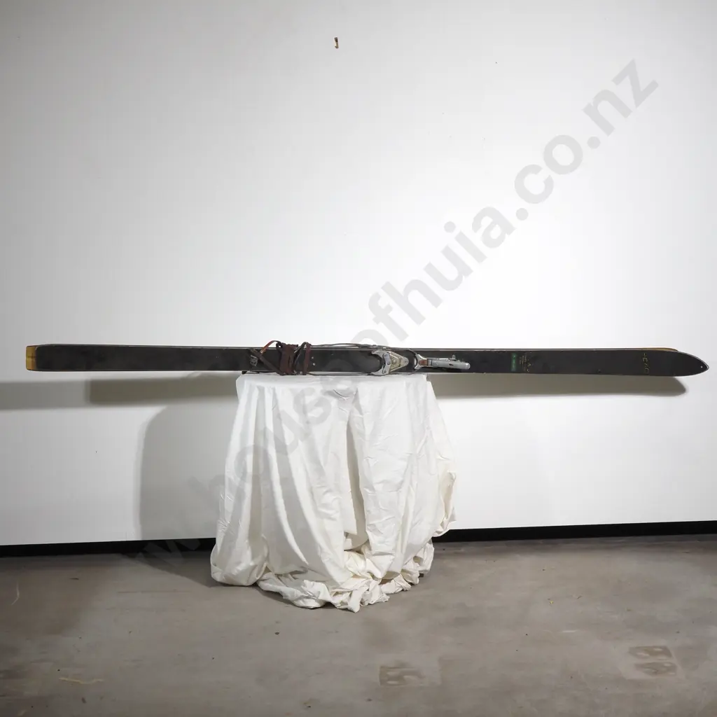Vintage Head Downhill Skis w Metal Cable Bindings w Leather Straps, Probably Mid Century Image 1++