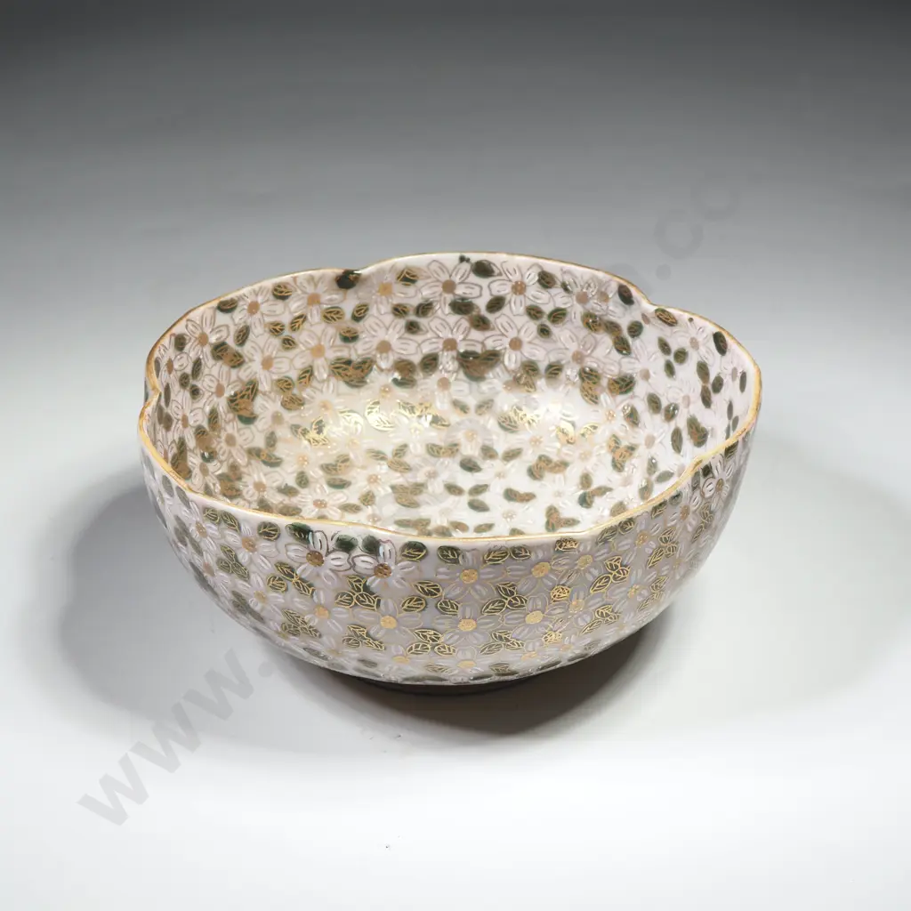 Vintage Japanese Kutani Porcelain Hanazume Bowl Signed 'Shuho' & Decorated w Thousand Flowers Design, Meiji Period Image 1++