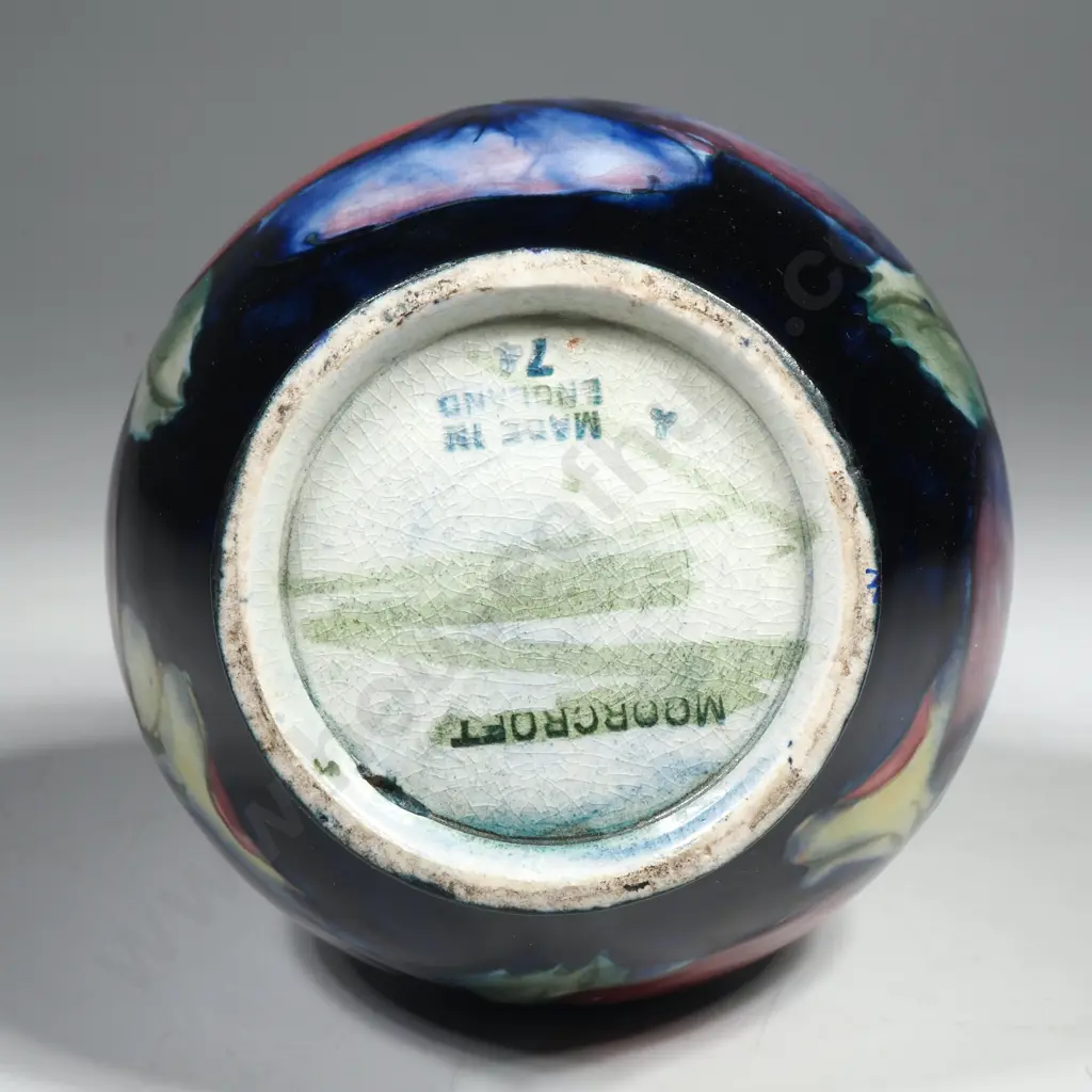 Moorcroft Vase decorated w Pansies on a Cobalt Blue Ground, Signed William Moorcroft in Green to Base, 1918-1928 Image 1++