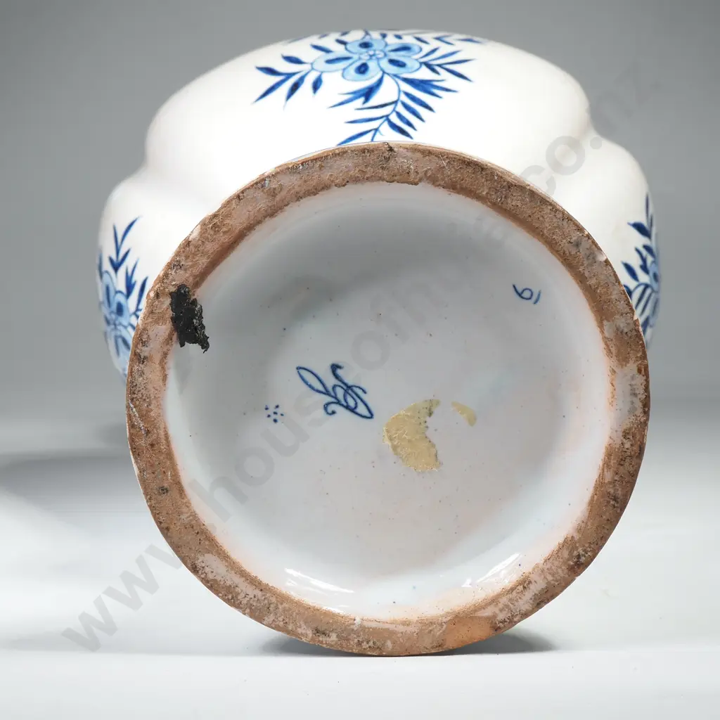 19th Century Signed Delft Tin Glaze Vase. Image 1++