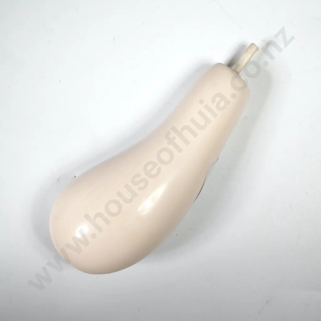 Vintage Carved Ivory Aubergine Image 1++