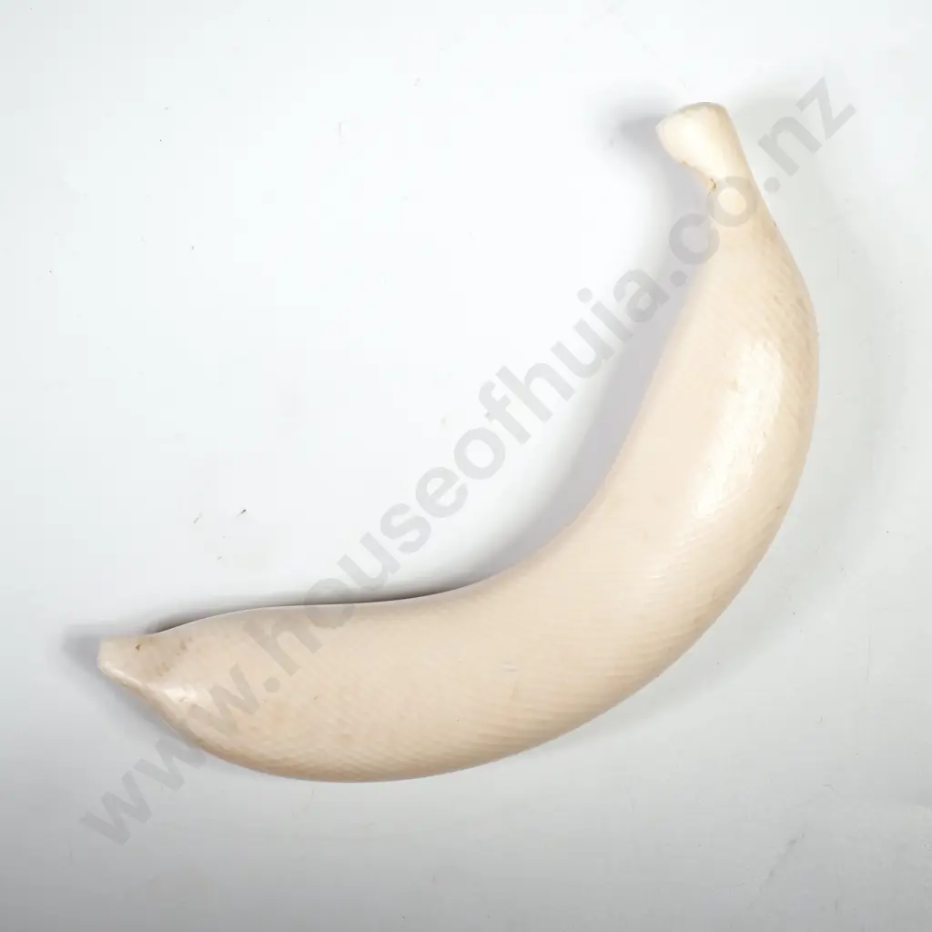 Vintage Carved Ivory Banana Image 1++