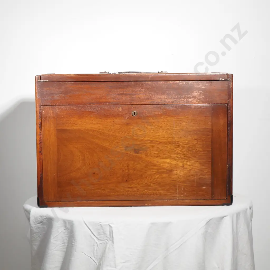 Lockable Mahogany Tool Chest w Two Keys - Top Tray & Seven Felt Lined Drawers Image 1++