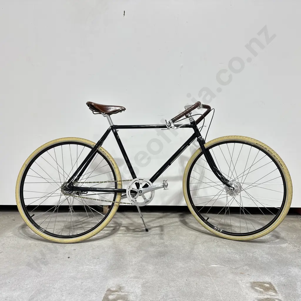 Pashley Guvnor Three Speed Men's  Bicycle w Reynolds 531 Butted Cyclical  Tubing &  Sturmey Archer XRD-3 Speed Hub Gear Image 1++