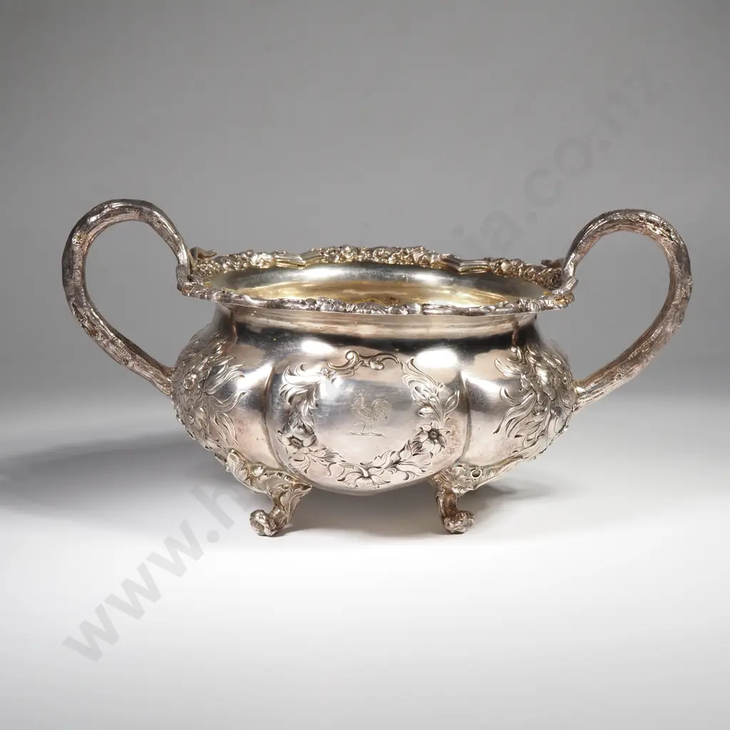 Impressive Sterling Silver Sugar Bowl by Paul Storr Image 1++