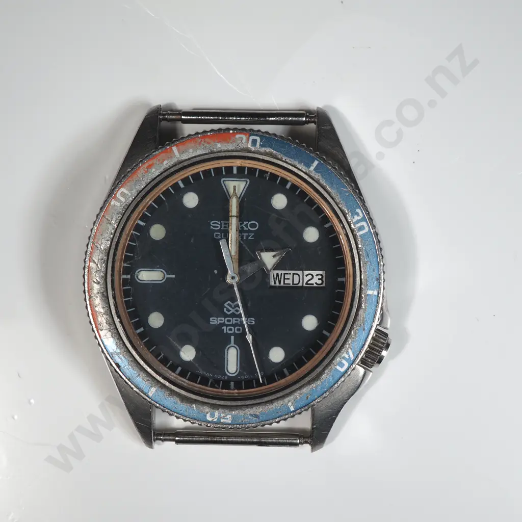 Vintage Seiko Quartz Gents Wrist Watch Head AF Image 1++