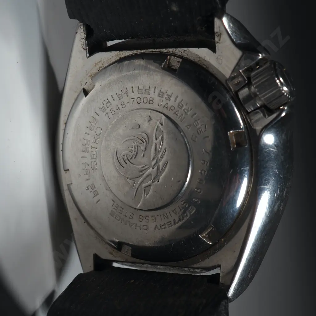 Vintage Seiko Quartz Gents Wrist Watch Image 1++