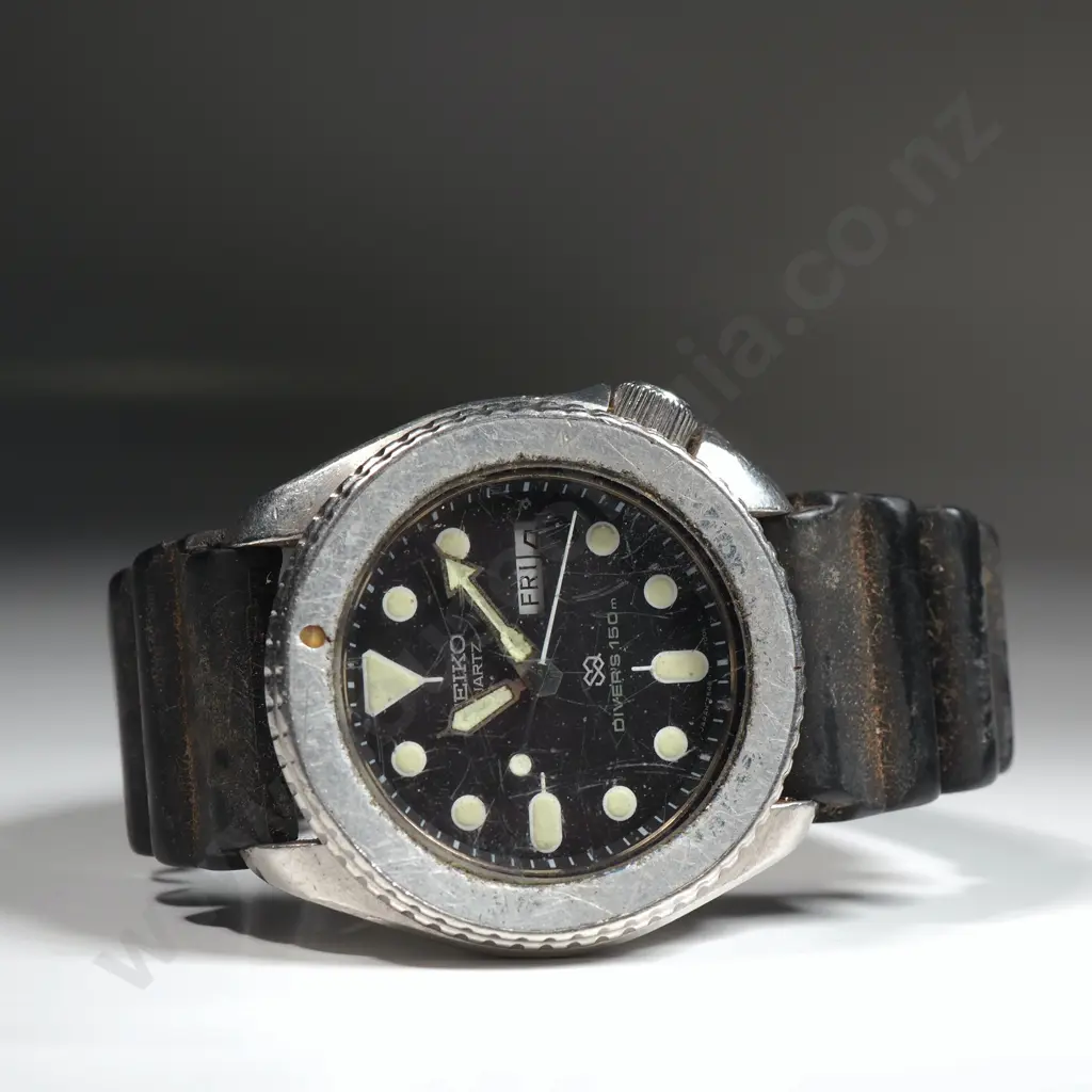 Vintage Seiko Quartz Gents Wrist Watch Image 1++