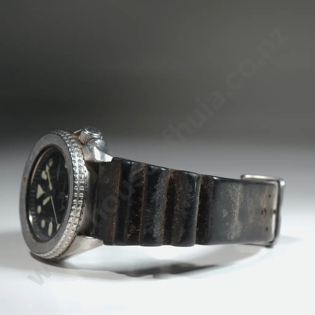 Vintage Seiko Quartz Gents Wrist Watch Image 1++