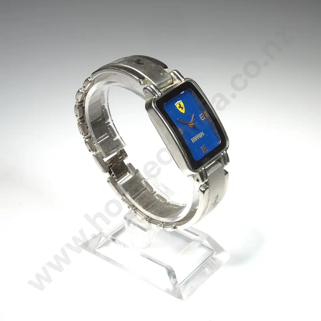 Ferrari Wristwatch Image 1++
