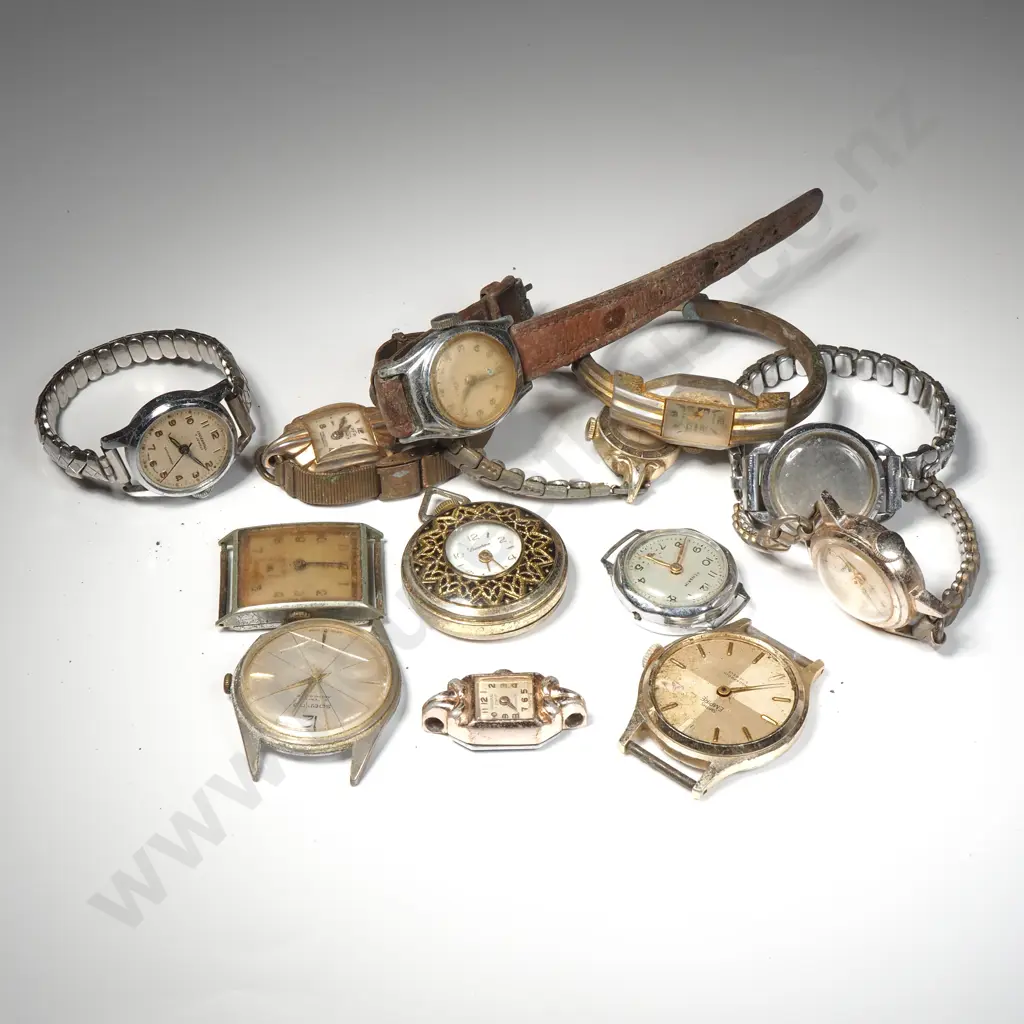 Bag Of Ladies & Gentlemen's Vintage Wrist Watches & Watch Faces AF Image 1++