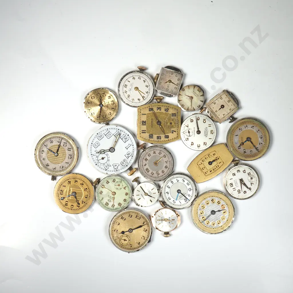 Small Bag of Assorted Watch Faces & Mechanisms AF Image 1++