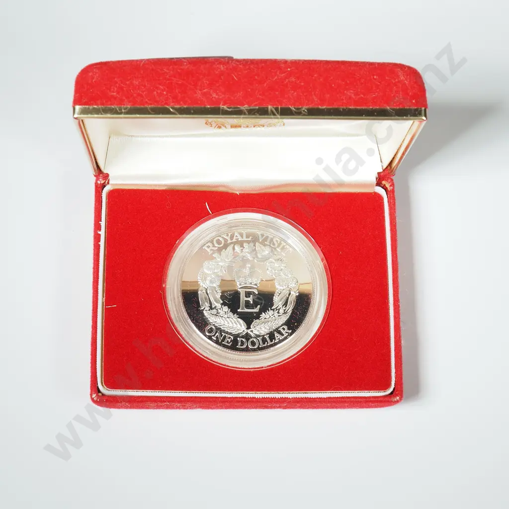 1986 New Zealand Sterling Silver Proof Dollar Image 1++